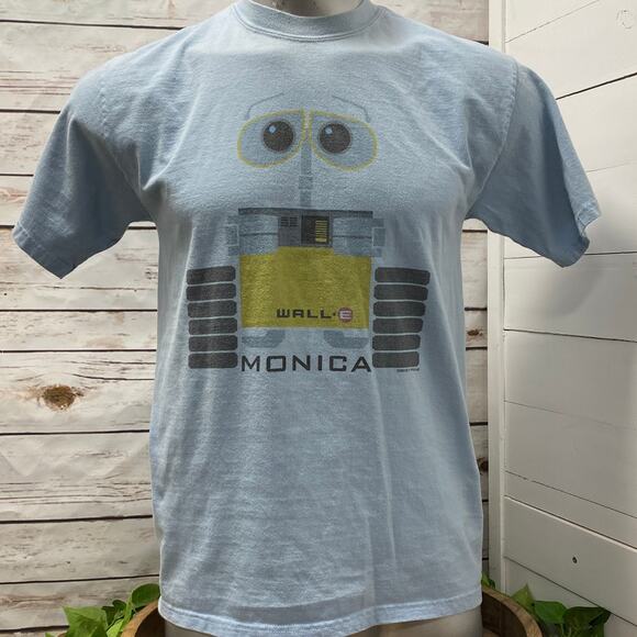 Walt Disney's Wall-E Monica TShirt Computer Animated Si-Fi Robot Disney Game - Picture 2 of 5